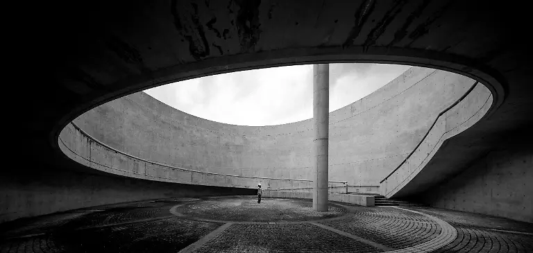 37 Silence in Concrete
